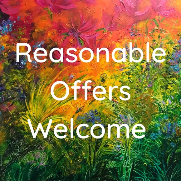 Welcome To My Closet! - Picture 2 of 4